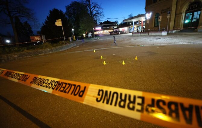 Zwei Menschen wurden leicht verletzt.