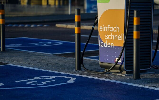 Ladesäule am Flughafen Leipzig/Halle