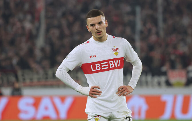 Badredine Bouanani wartet seit über vier Wochen auf einen Einsatz beim VfB Stuttgart.