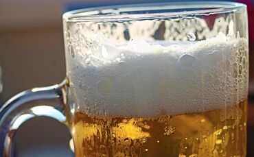 Mit dem Fassanstich wird das Stuttgarter Frühlingsfest eröffnet (Symbolfoto).