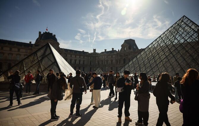 Einbruch in den Louvre