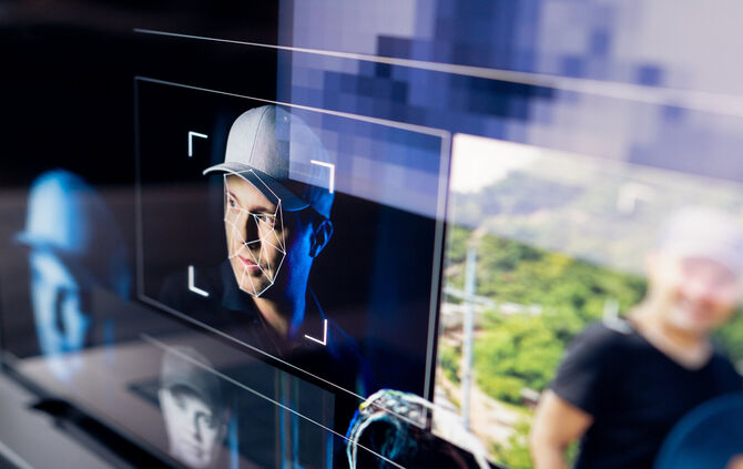 Was sind überhaupt "Deepfakes" und wo liegt das Problem? Das erklärt eine Wissenschaftlerin am Donnerstag (23.04.) in Fellbach.