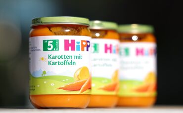 Die Polizei in Österreich sucht nach einem möglicherweise mit Gift verseuchtem zweiten Glas mit Babynahrung. (Symbolbild)