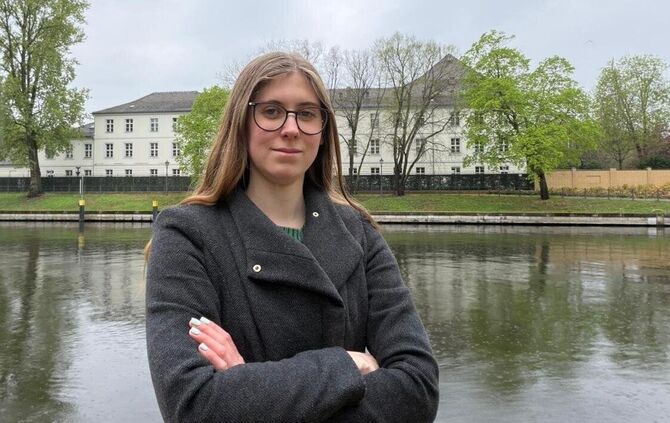 ZVW-Reporterin Lynn Nagy (29) darf dem Bundespräsidenten Fragen stellen.