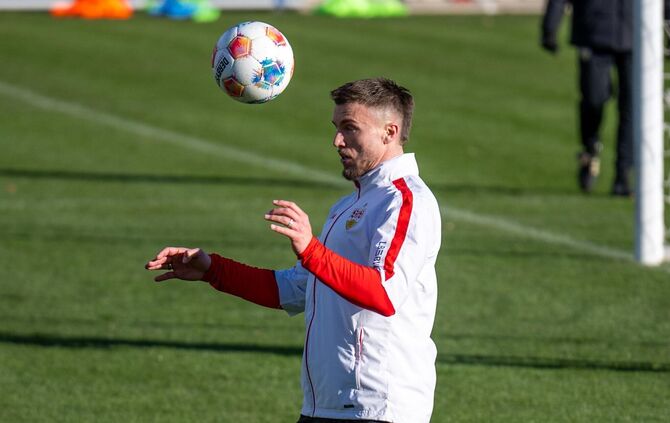 Ermedin Demirovic hält nach der WM-Qualifikation sein Versprechen.