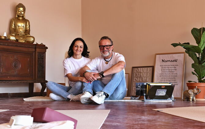 Birgit und Dirk Maier eröffnen ein Studio für Yoga, Breathwork, Coaching und Meditation im Röhm-Areal.