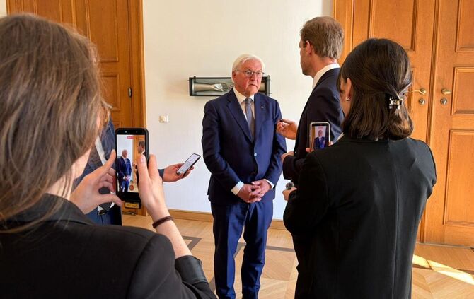 Bundespräsident Frank-Walter Steinmeier bei dem Treffen in Berlin.