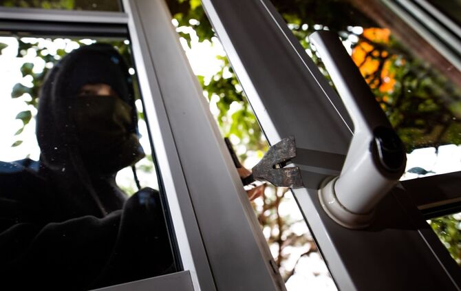 Die Zahl der Wohnungseinbrüche ist im vergangenen Jahr deutlich gestiegen. (Symbolbild)