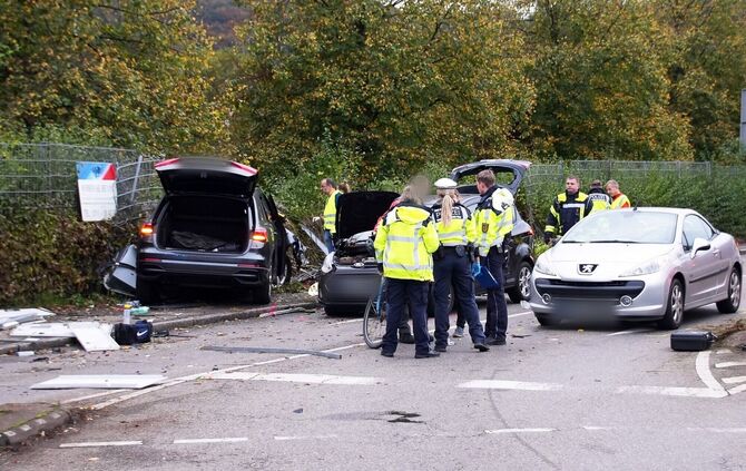 Bei dem schweren Verkehrsunfall sind drei Menschen gestorben. (Archivfoto)