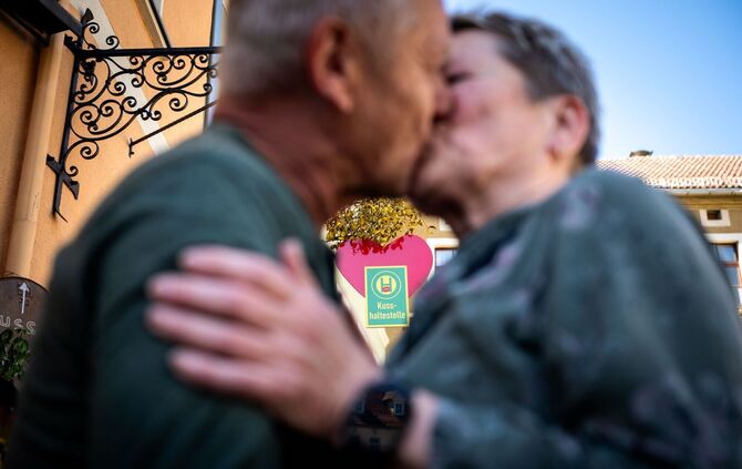 Eine Haltestelle zum Küssen in Eisenberg