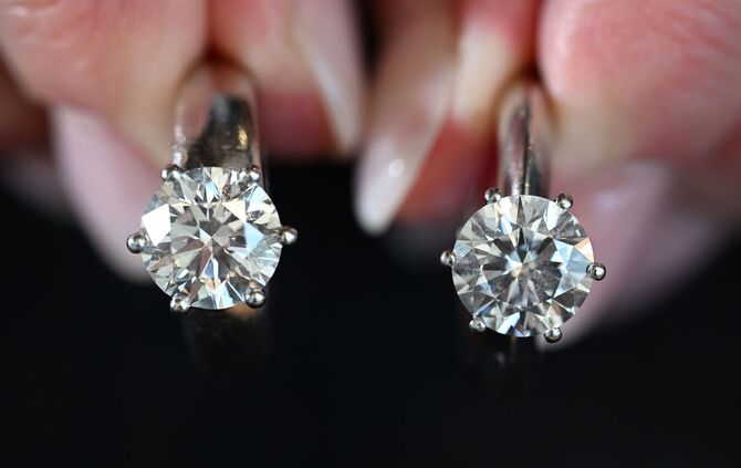 Synthetische Diamanten bei Trau- und Verlobungsringen