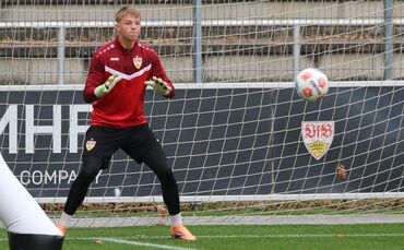 Florian Hellstern hat seinen Vertrag eim VfB Stuttgart verlängert