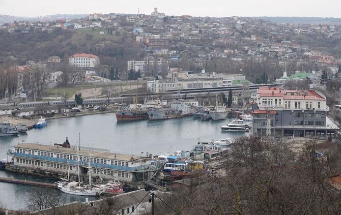 Toter und Verletzte auf Krim nach ukrainischen Angriffen
