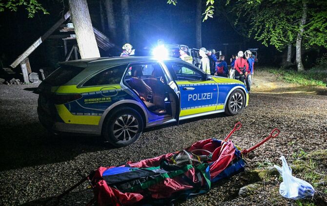 Bergwacht und Polizei sind im Einsatz.