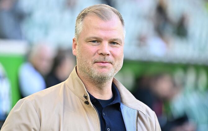 Sportvorstand Fabian Wohlgemuth kämpft mit dem VfB Stuttgart um das Erreichen der Champions League.