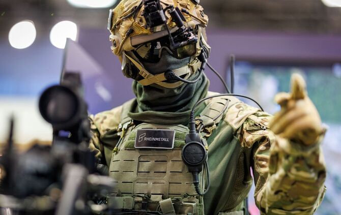 Rheinmetall-Kampfausrüstung Gladius