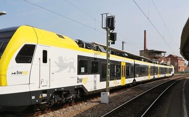 Weil ein Mann um Ruhe gebeten hatte, kam es zu einer Auseinandersetzung (Symbolfoto).