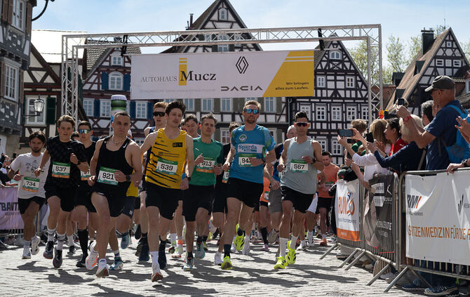 Über 500 Läufer gingen beim Hauptlauf an den Start.