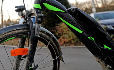 Wird das E-Bike geklaut, so ist das oft ein hoher finanzieller Schaden. (Symbolfoto)