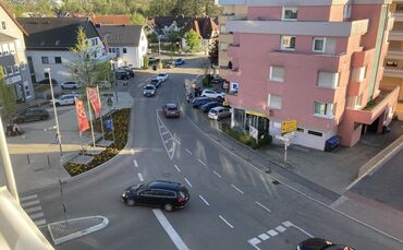Die Fußgängerampeln verursachen bislang häufig Stop-and-go-Verkehr.