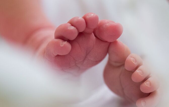 Rund 654.300 Babys wurden vergangenes Jahr in Deutschland geboren (Symbolbild).