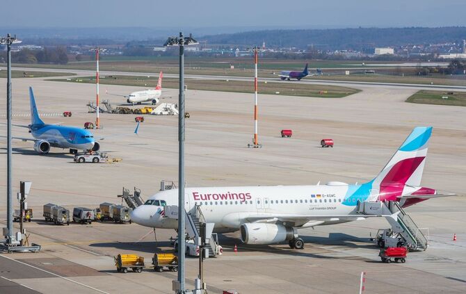 Der Stuttgarter Flughafen schreibt wieder schwarze Zahlen. (Archivbild)