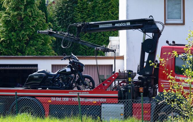 1.200 Polizisten bei Razzia gegen "Hells Angels" im Einsatz