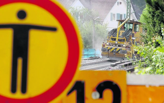 S-Bahn Remsbahn Baustelle Ersatzverkehr Bilder aus Winterbach