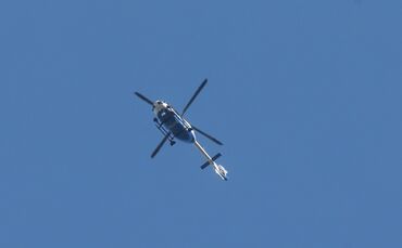 Auch ein Hubschrauber war bei der Suche im Einsatz (Symbolfoto).