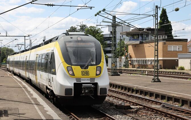 Nach einem Vorfall in einem MEX19 ermittelt nun die Bundespolizei (Symbolfoto).