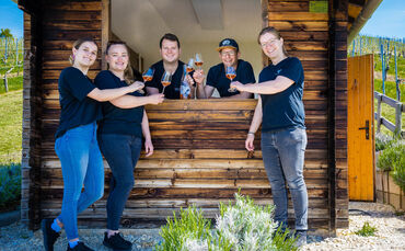 Das Team der Bergstube. Von links: Annika Szichta, Jaqueline Salzmann, Felix Szichta, Aaron Schwegler und Julia Schwegler.