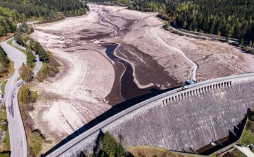 Entleerung der Schwarzenbachtalsperre