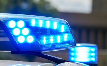 Die Bundespolizei nahm den Mann am Flughafen Stuttgart fest. (Symbolbild)