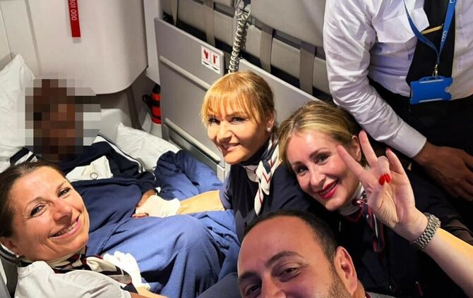 Auf dem Flug aus dem Senegal nach Italien hat eine Passagierin ein Kind zur Welt gebracht. (Foto: Handout)