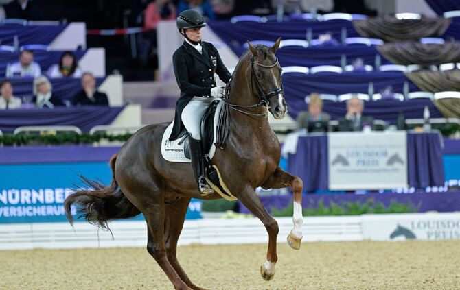 Isabell Werth auf Viva Gold
