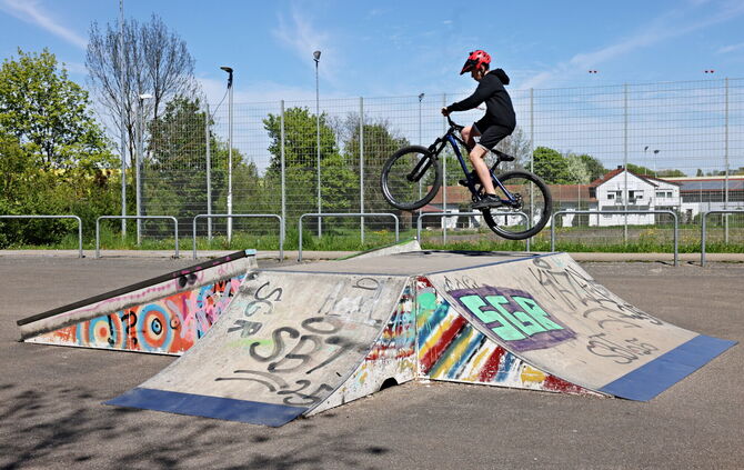 Die Skateranlage ist auch attraktiv für Biker - der neue Sportentwicklungsplan empfiehlt dringend, weitere sportliche Angebote f