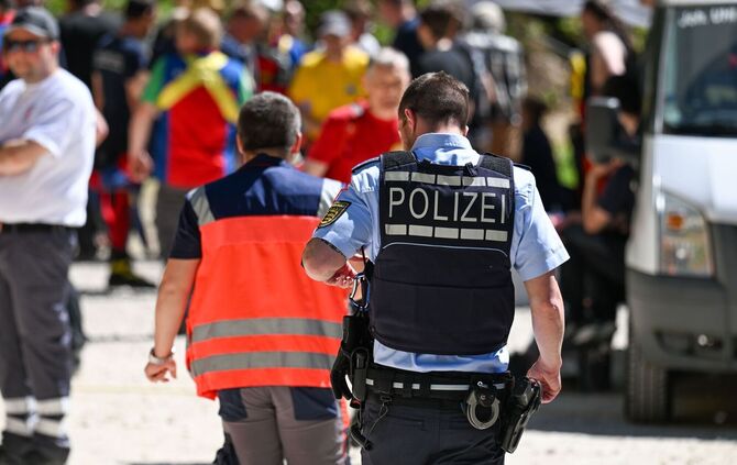 Rettungseinsatz in Falkensteiner Höhle