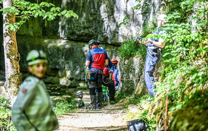 Rettungseinsatz in Falkensteiner Höhle