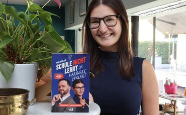 Die TikTokerin "Bewerbungsqueen", Ivana Tadić aus Fellbach, hat zusammen mit dem Content Creator "Herr Anwalt" ein Buch geschrie