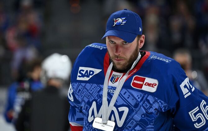 Adler Mannheim - Eisbären Berlin
