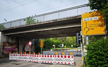 Die Schmidener Straße auf Höhe der Wasserstubensiedlung in Waiblingen ist gesperrt.