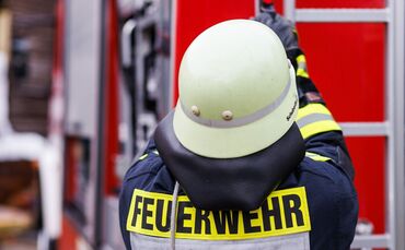 Die Feuerwehr konnte den Brand unter Kontrolle bringen. (Symbolbild)