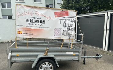 Fuchshof-Flohmarkt mit Suchspiel für Kinder: An welchem der ingesamt 57 Stände versteckt sich der goldene Fuchs?
