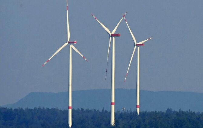 Der Gemeinderat Remshalden hatte zu entscheiden, ob auf kommunalen Flächen ganz grundsätzlich Windräder gebaut werden dürfen, fa