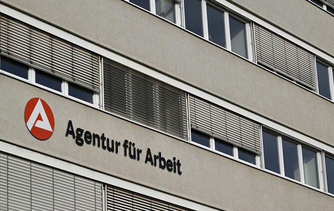 Viele junge Erwachsene haben keinen Berufsabschluss und damit schlechte Chancen auf dem Arbeitsmarkt.
