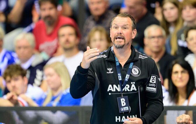Der TVB-Trainer Misha Kaufmann war im Spiel beim HSV Hamburg mit dem Auftritt seiner Mannschaft nicht einverstanden. Gegen die R