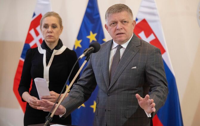 Robert Fico und Denisa Sakova