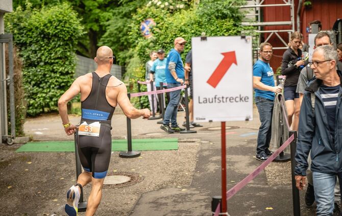 An diesem Sonntag wird es wieder rund gehen beim Waiblinger Triathlon in der Talaue.