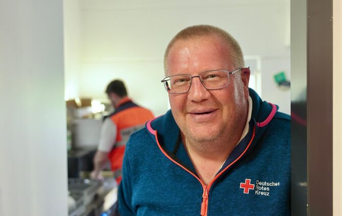 Rettungssanitäter Jörg Wiggenhauser auf dem Frühlingsfest.