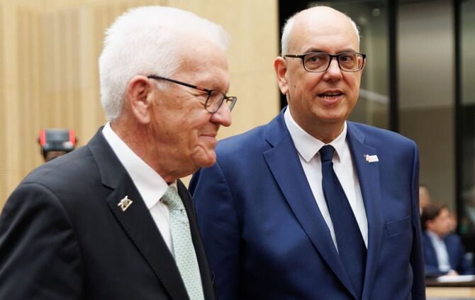 Kretschmann hat an insgesamt 182 Plenarsitzungen im Bundesrat teilgenommen.